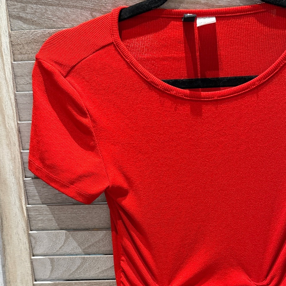 Divided Red Ruched Short-Sleeve Mini Dress - Picture 3 of 8